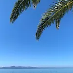 Waterfront Roko Апартаменты