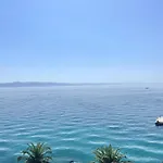 Waterfront Roko Подгора