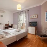 Апартаменты Waterfront Roko *