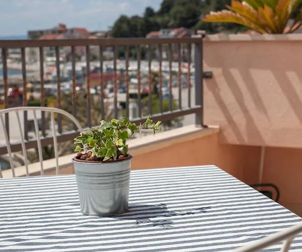 公寓 Waterfront Roko