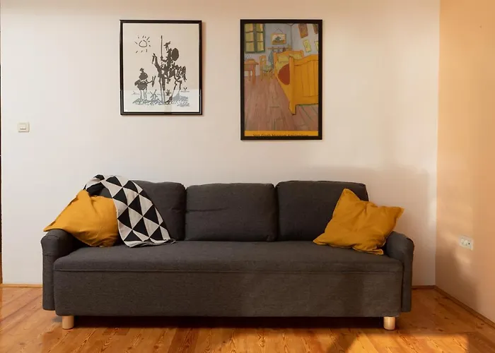 Waterfront Roko 伯德古拉