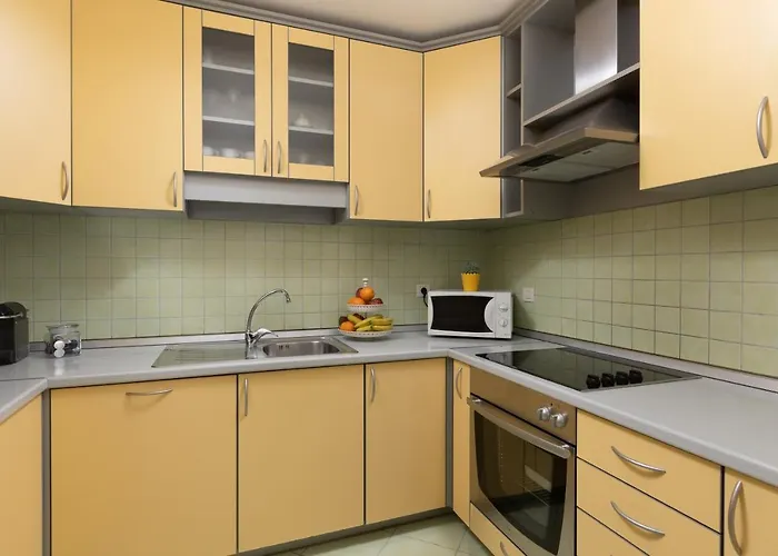 Waterfront Roko * 伯德古拉