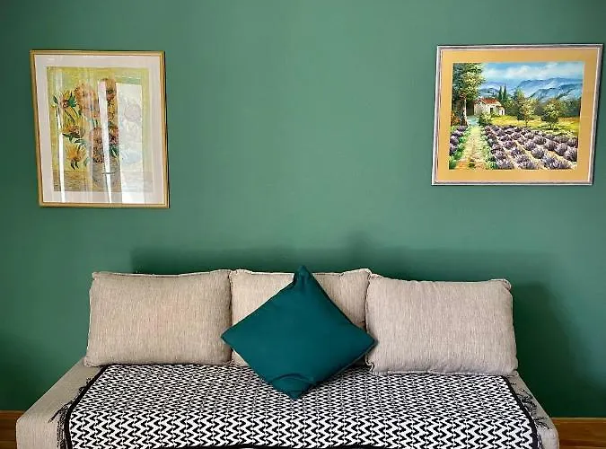 Waterfront Roko 公寓 *