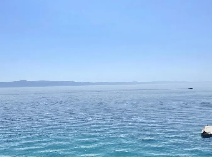 Waterfront Roko 伯德古拉