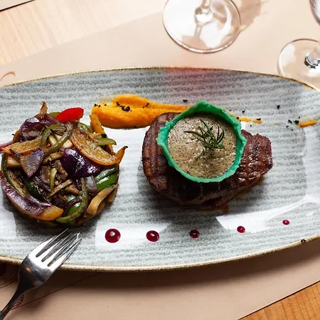 Waterfront Roko * Podgora (Split-Dalmatia)