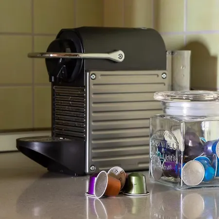 Waterfront Roko Подгора