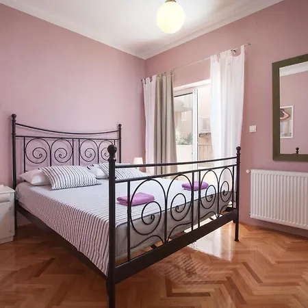 Waterfront Roko Apartment Podgora
