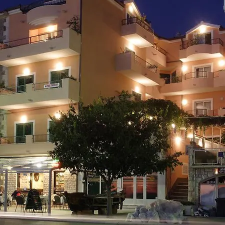 Apartamento Waterfront Roko