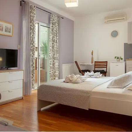 Waterfront Roko * Podgora (Split-Dalmatia)